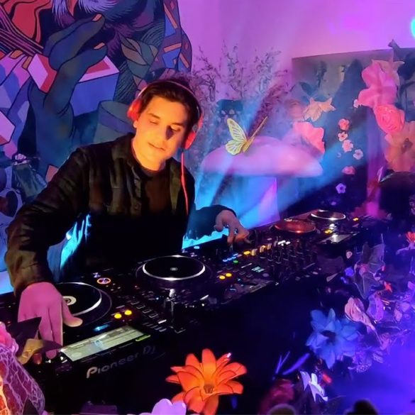 (WATCH) Audien - Beyond Wonderland Virtual Rave-A-Thon