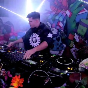 (WATCH) JSTJR - Beyond Wonderland Virtual Rave-A-Thon